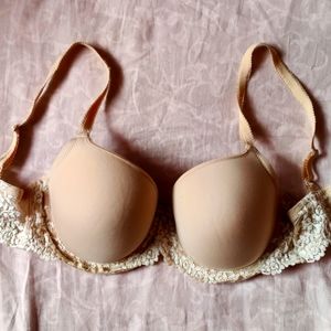 Wacoal 32D t-shirt bra